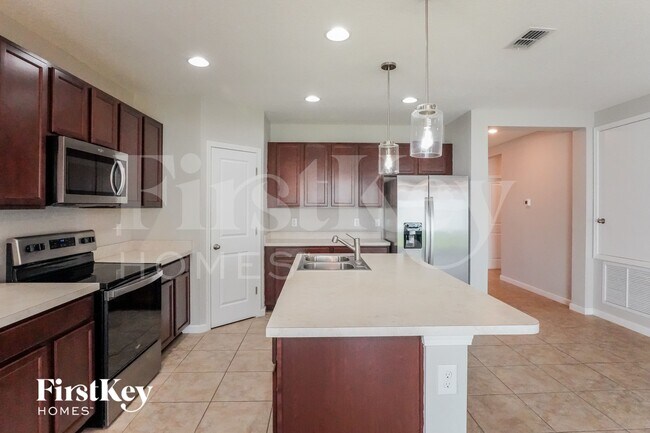 Photo - 822 Fillmore Ct