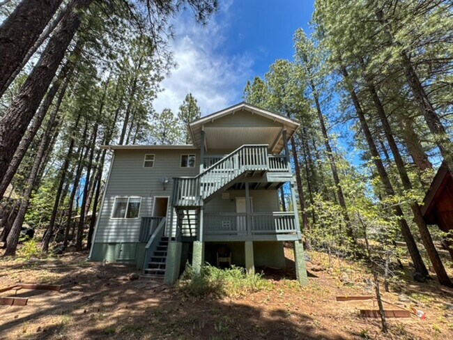 Photo - 155 Bison Dr