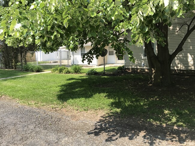 Photo - 300 Heikes Ave Casa