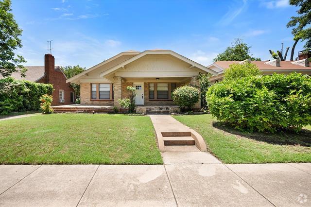 Building Photo - 924 E Mulkey St Rental