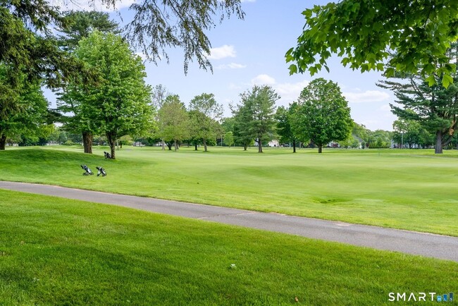 Photo - 5 Pierson Green