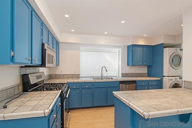 Photo - 2021 Haller St