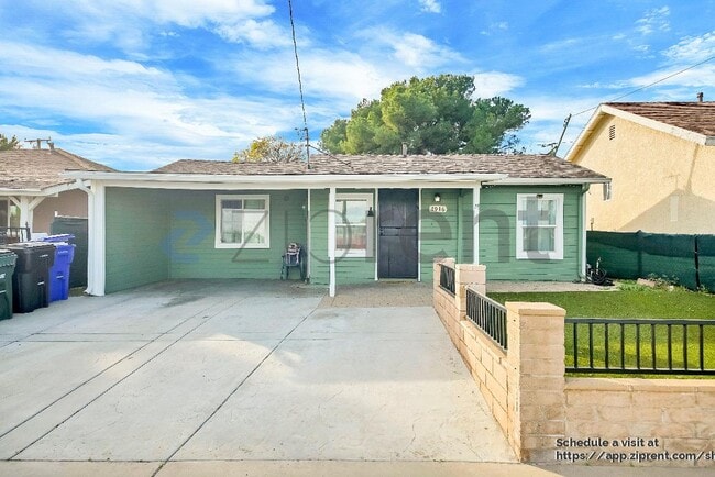 Building Photo - 7936 Alder Ave