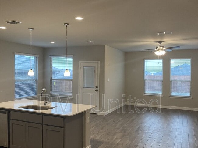 Photo - 249 Irish Moss Dr