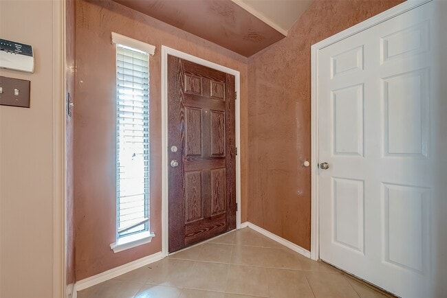 Photo - 2102 Cory Crossing Ln