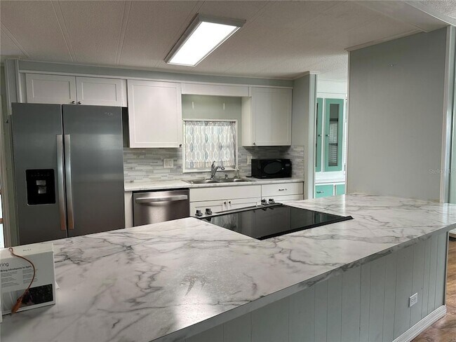 Photo - 24007 River Rd