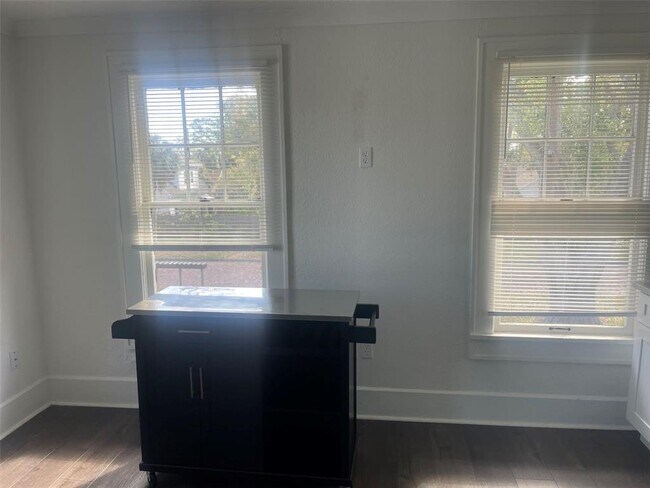 Photo - 5301 27th Ave S