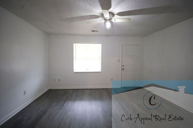 Photo - 3 bed / 1.5 bed house, carport, dining and...