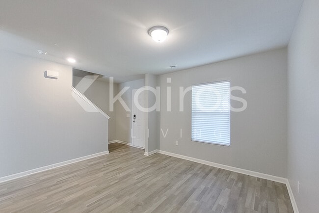 2650 Leo Ln