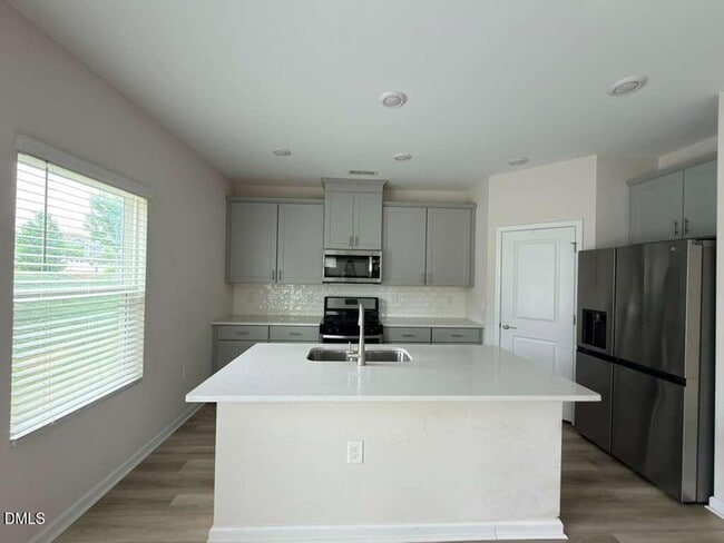 Photo - 7142 Stratified Ct