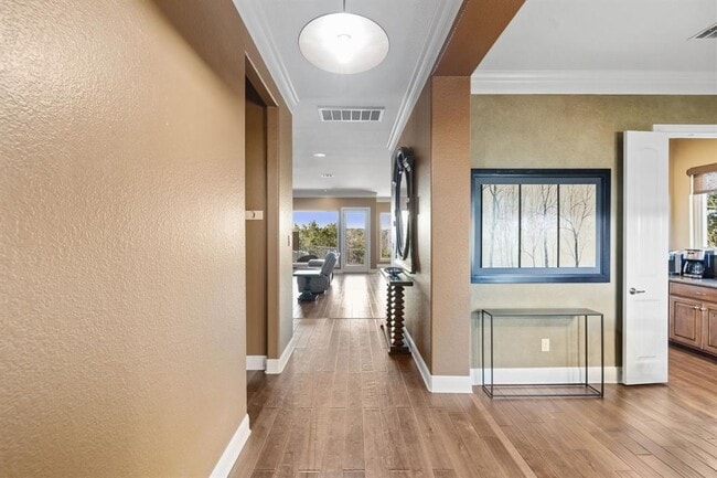 Photo - 3122 Castellano Way