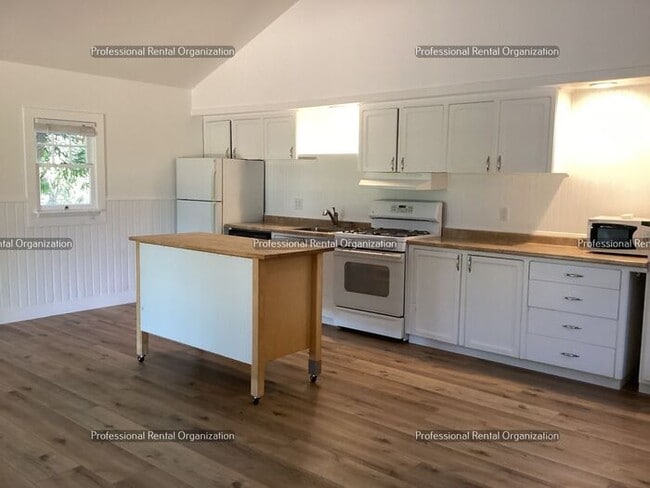 Photo - Wine County Cottage Delight