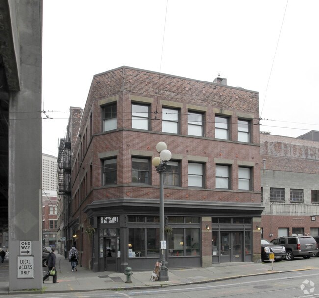 Building Photo - Old Boston Hotel Rental