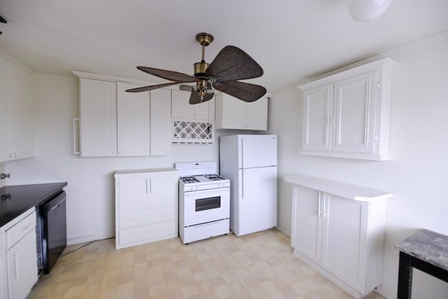 Photo - 118 Avenida Del Poniente Unit #B