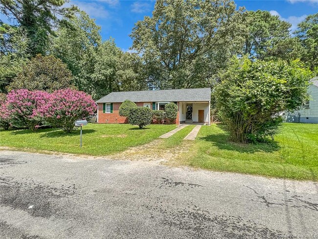 Building Photo - 703 Maupin Pl