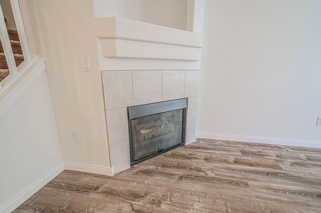 Photo - The Palisades - 3 Bedroom Townhome for Rent in Stevenson Ranch!