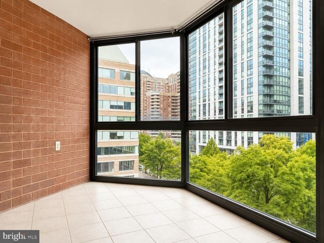 Photo - 1001 N Randolph St Unit 502