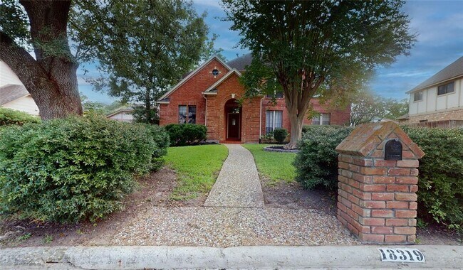 Photo - 18319 Arbor Terrace Dr Casa