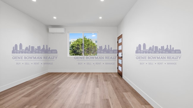 Photo - 6742-48 Waterman Ct