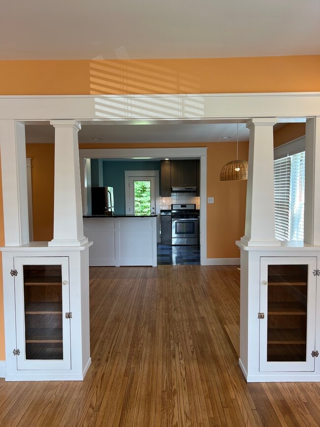 Photo - 549 S Lincoln St