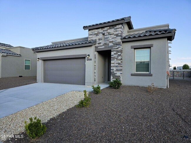 Photo - 12936 Tatenhill