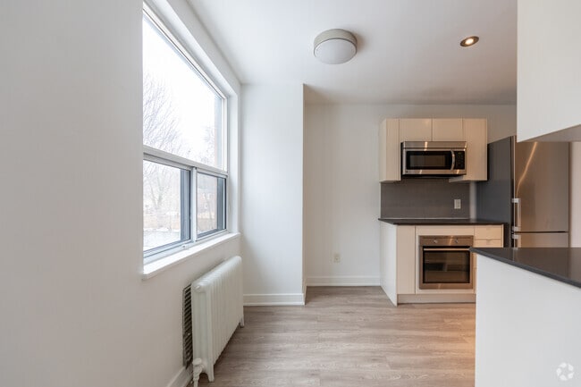 1BR, 1BA - Dining Room