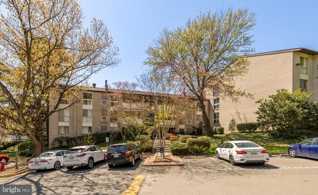 Photo - 5614 Bismach Dr Unidad 203