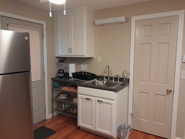 Photo - 26 Queensbury Dr