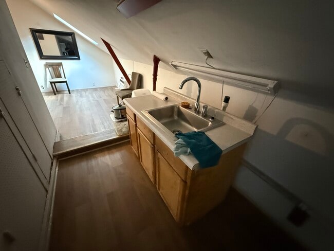 Photo - 1228 N Cleaver St Unit 4R