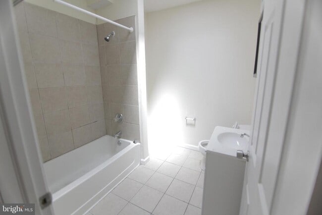 Photo - 1522 N 17th St Unit 3