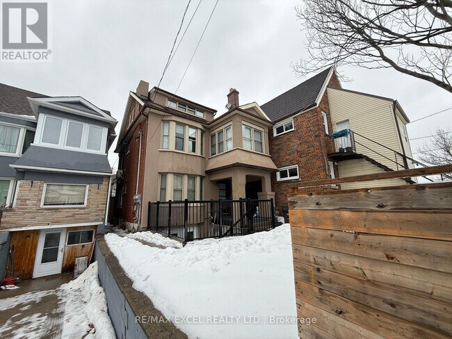 Photo - 46 Bartonville Ave W Unit Basement