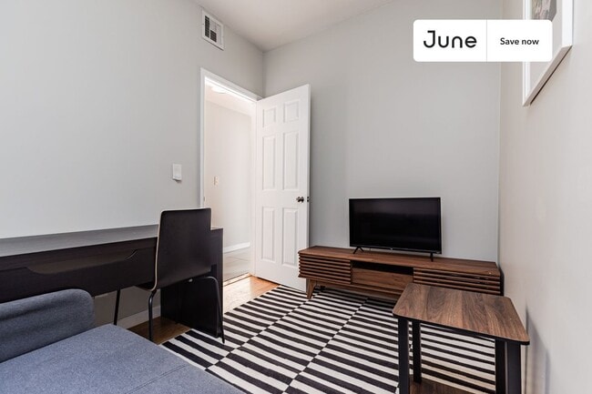 Photo - 362 Parkside Ave