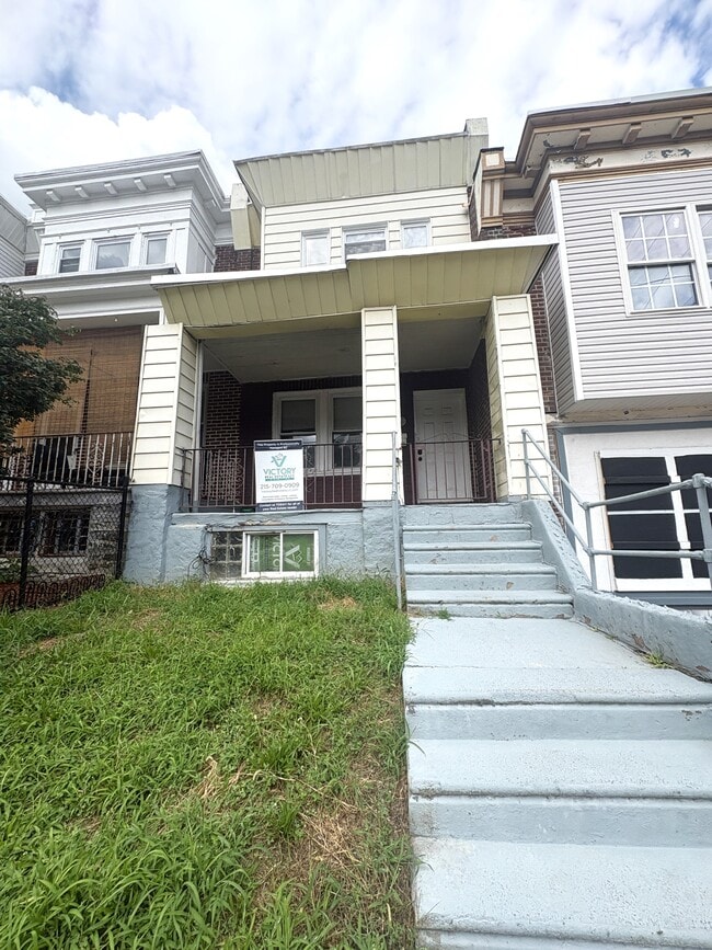 Building Photo - 5303 Magnolia St