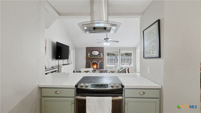 Photo - 19 Pebblebrook Ln