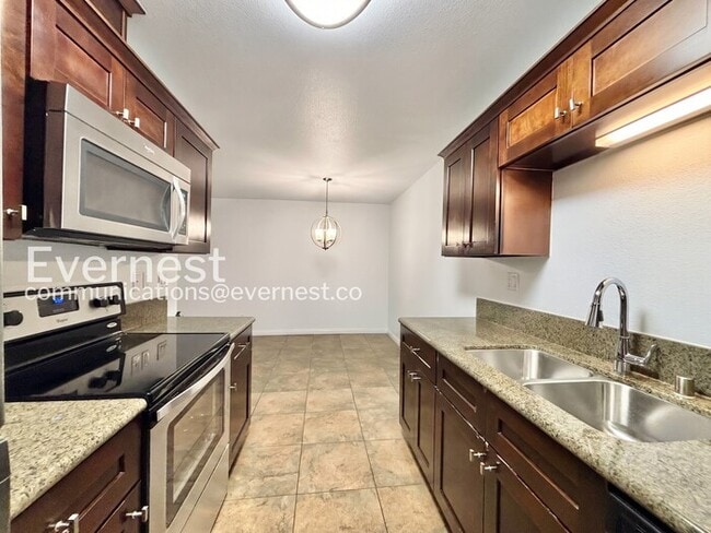 Photo - 2344 Hosp Way