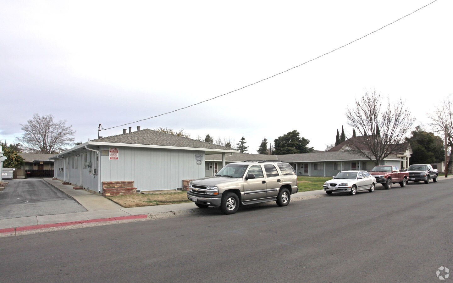 Granada Court - Granada Court