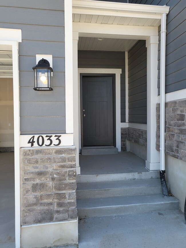 Photo - 6 Brand New Townhomes