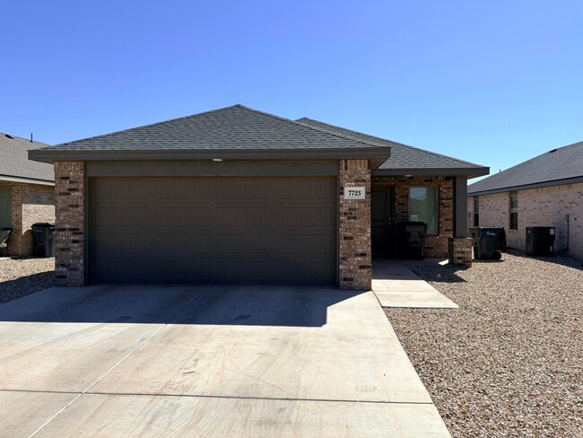 Building Photo - 7723 Date Ave