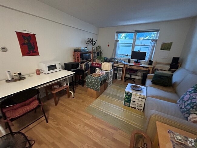 Building Photo - 122 Decatur St Unit 3 Rental
