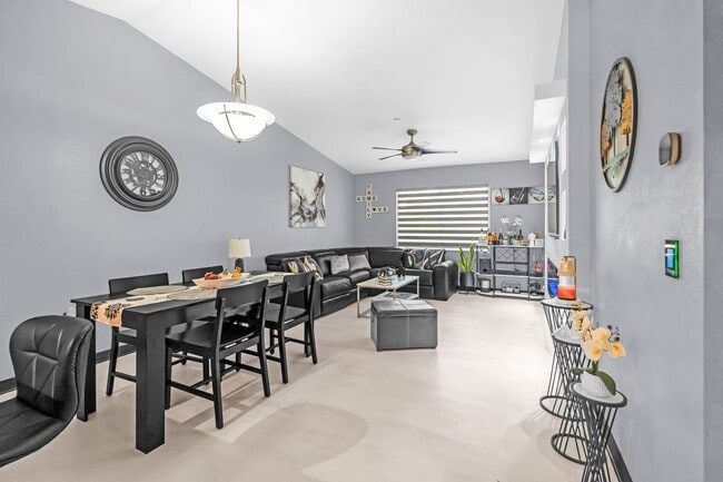 Photo - 8274 Key Royal Cir Unit 1033