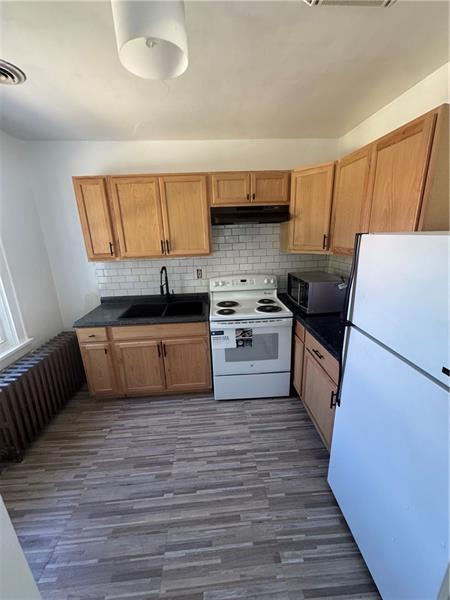 1812 Lincoln Way