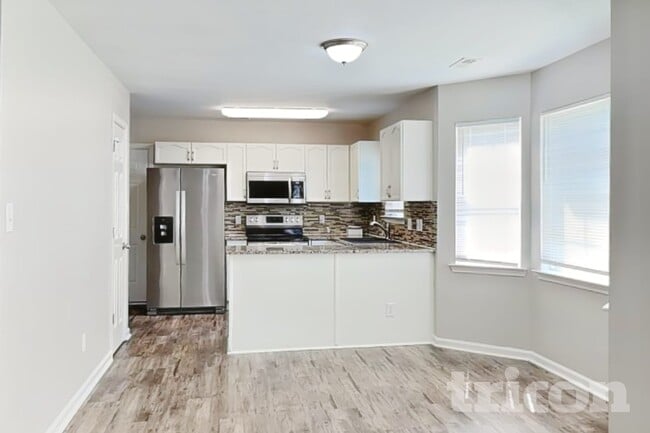 2120 Ballingarry Dr