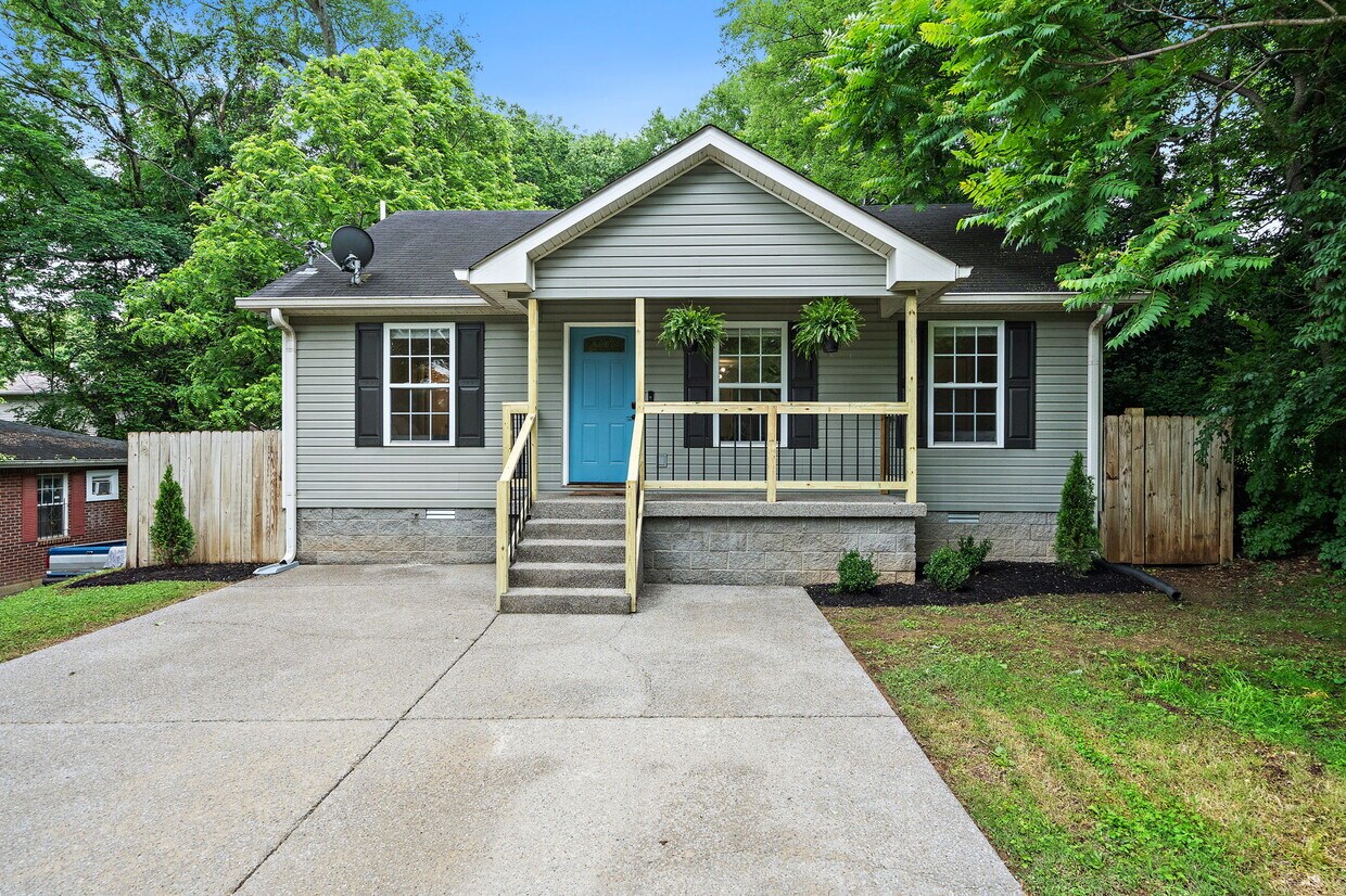 Photo - 1117 Campbell St (Nashville, TN)