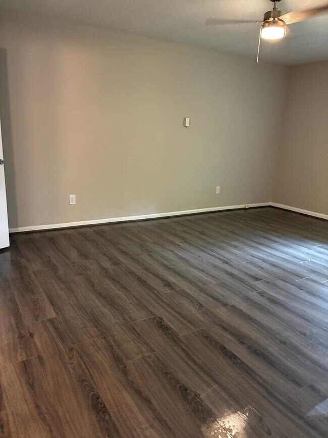 Photo - 730 Ohio Pike Unit 31