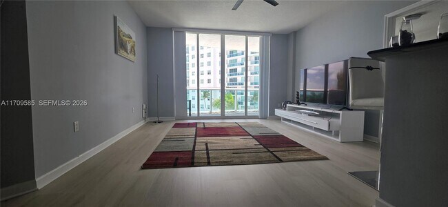 Building Photo - 7900 Harbor Island Dr Unit 806