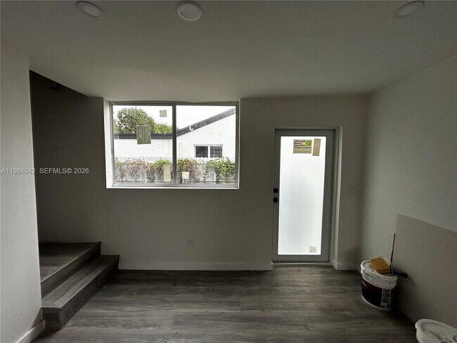 Photo - 4429 SW 21st St Unidad 2