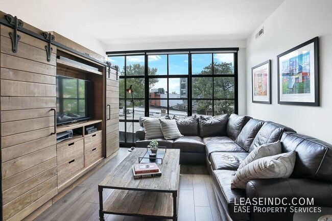 Photo - 2030 8th St NW Unit #301a