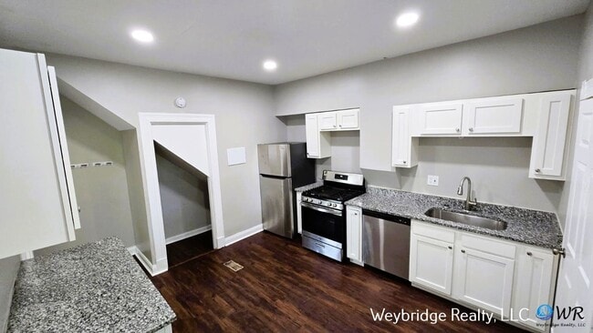 Photo - 4 Bedroom 1.5 Bathroom House in Norwood