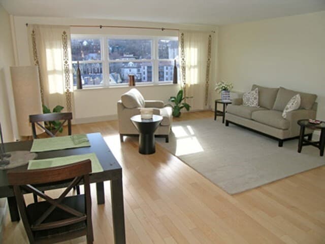 Photo - 1600 Beacon St Unit 906