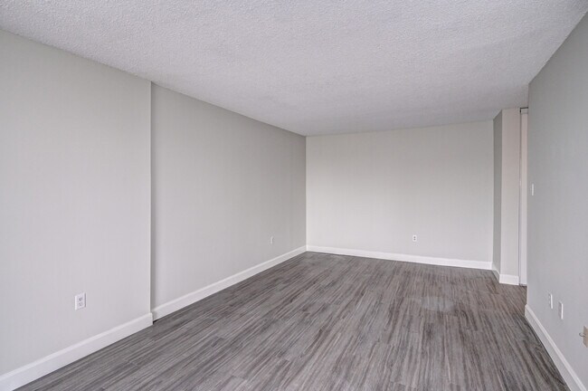 Photo - Campell Court Apartments